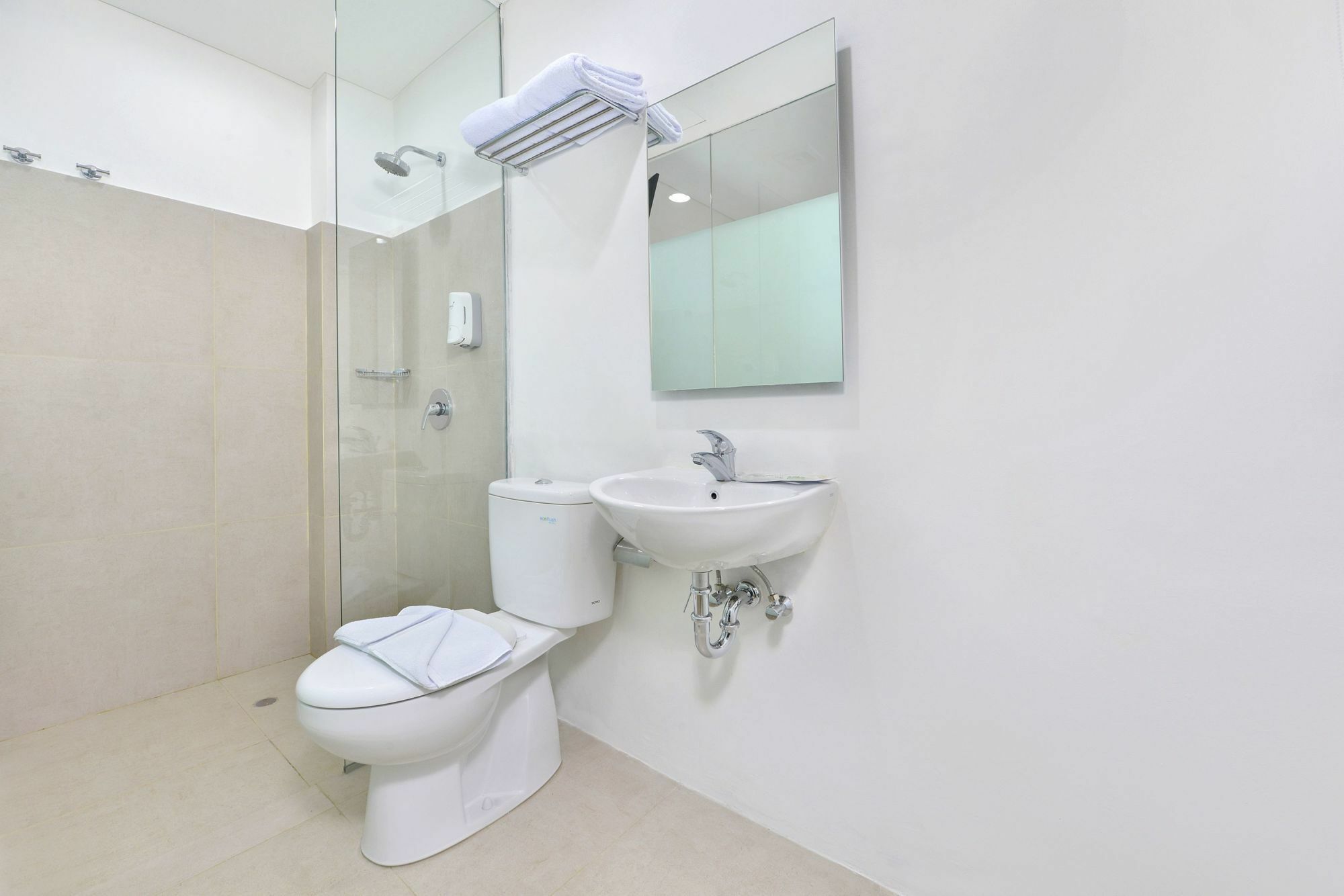 Whiz Hotel Falatehan Jakarta Exterior photo
